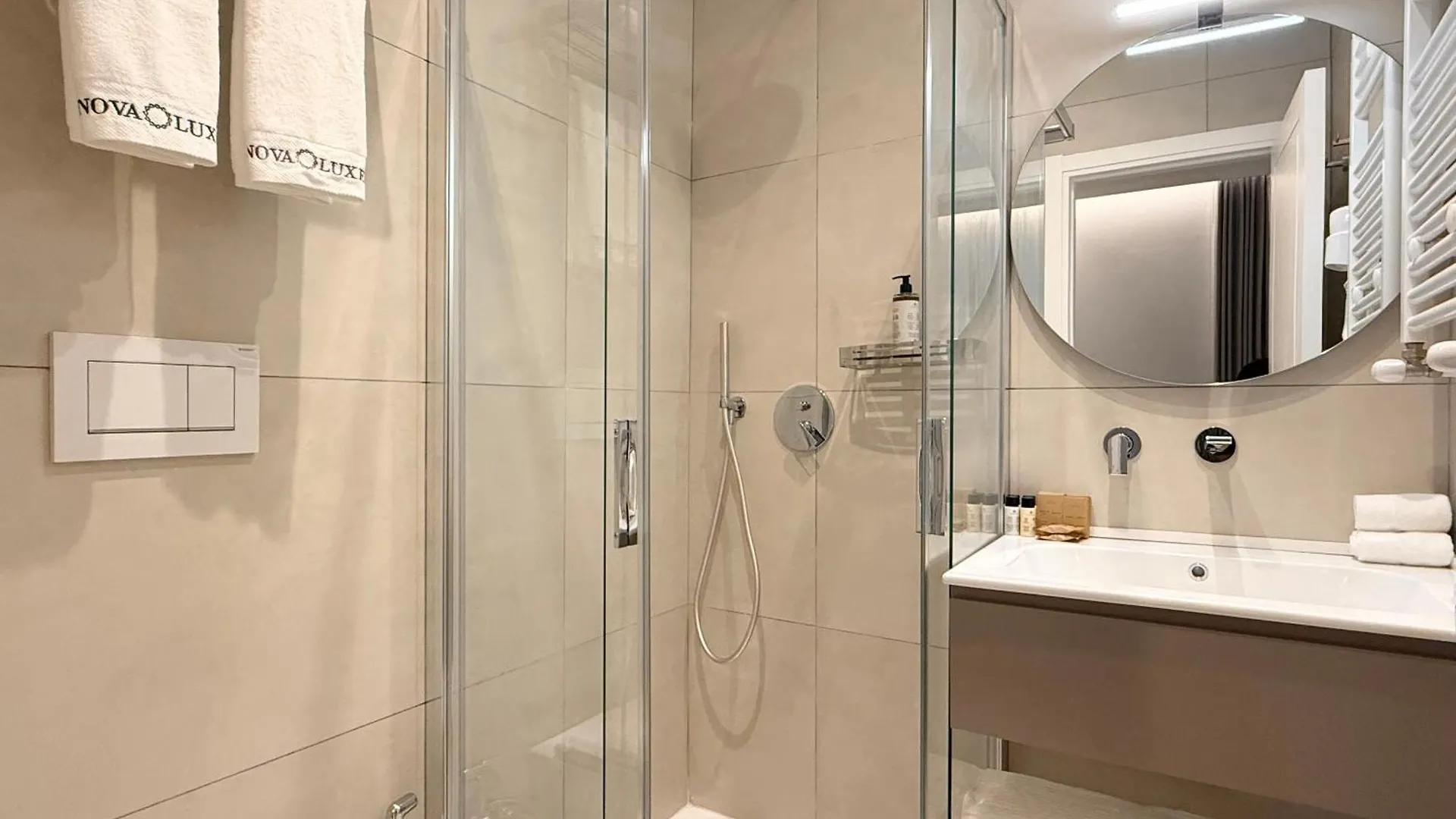 Hotel Nova Luxe Rzym Pensjonat
